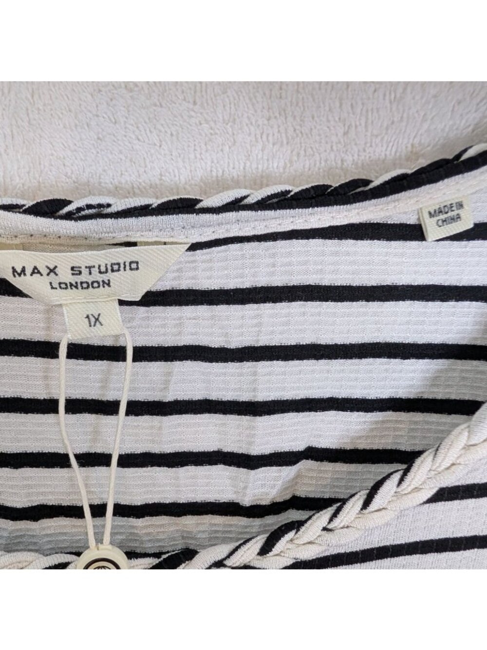 Max Studio Striped Mini Dress Ruffled Sleeves Flounced Hem 1X White & Black - Picture 12 of 13